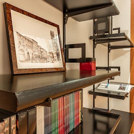 Spacious Apt With Kitchenette, Near Piazza Maggiore 博洛尼亚 外观 照片